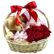 Подарочная корзина "Сладкий привет"